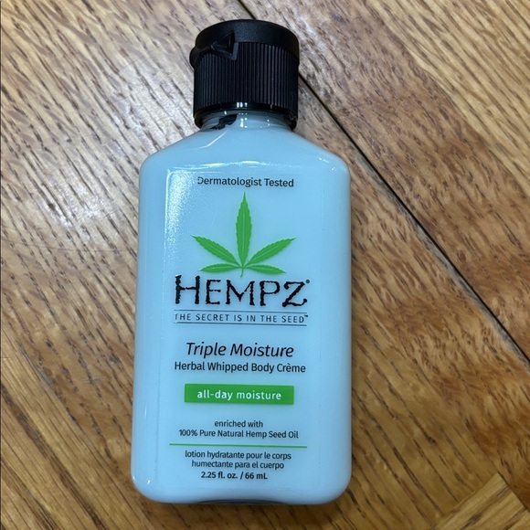 Hempz Triple Moisture, Tea Tree, and Ocean Breeze Lotion Trio - Picture 2 of 5